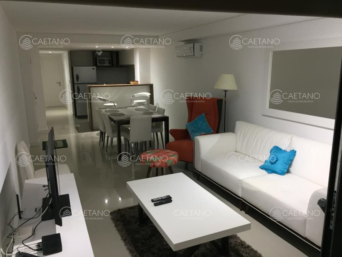 Venta y alquiler temporal de apartamento 2 dormitorios en Chronos Playa Brava Punta del Este — foto 2