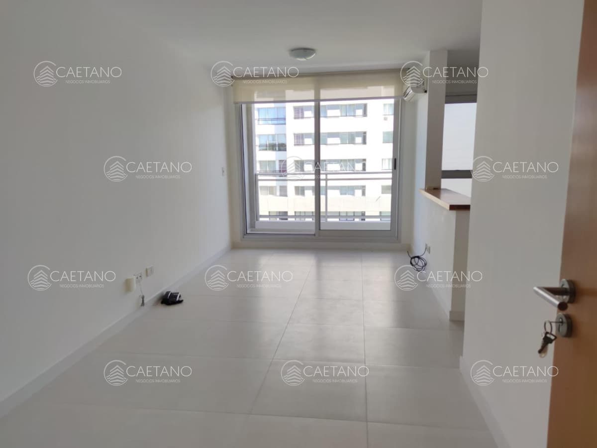 Venta apartamento 1 dormitorio en edificio con servicios punta del este — foto 2