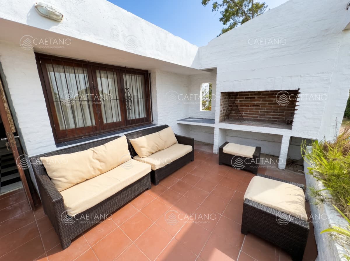 Gran casa a 2 cuadras del mar — foto 3