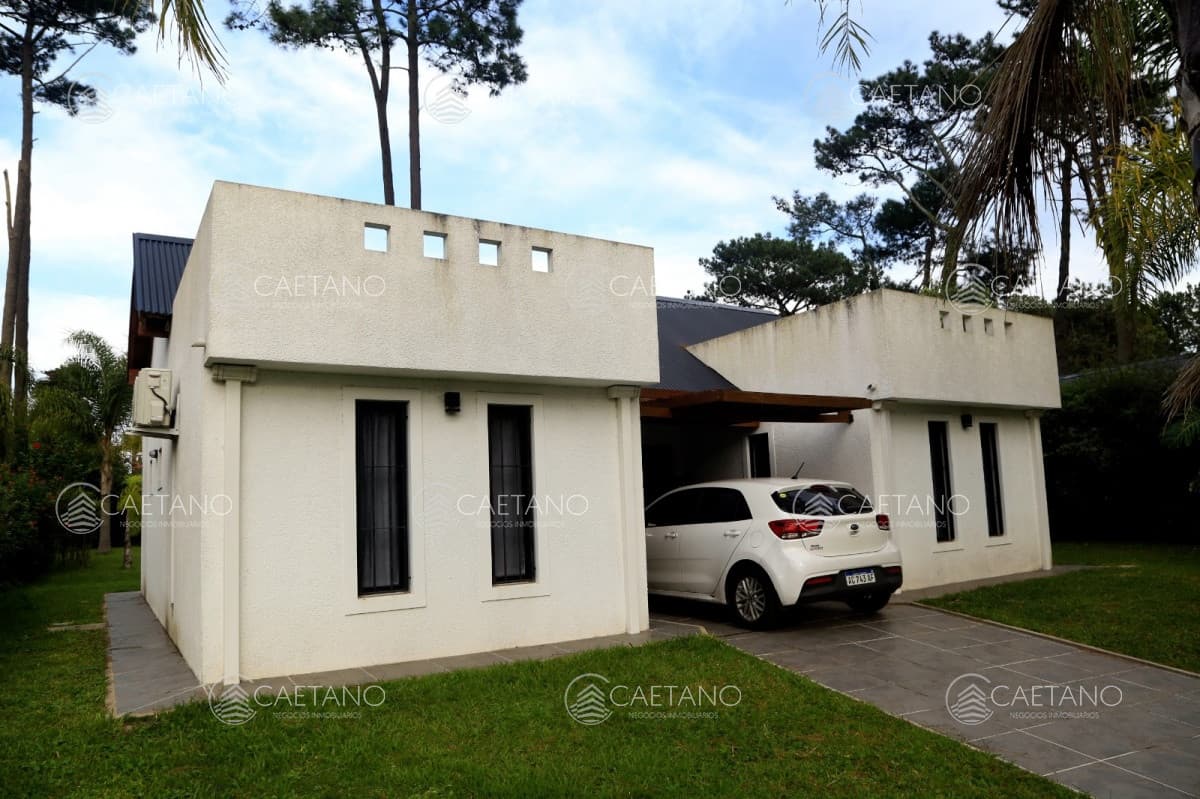 Venta Casa Pinares Punta del Este — foto 3