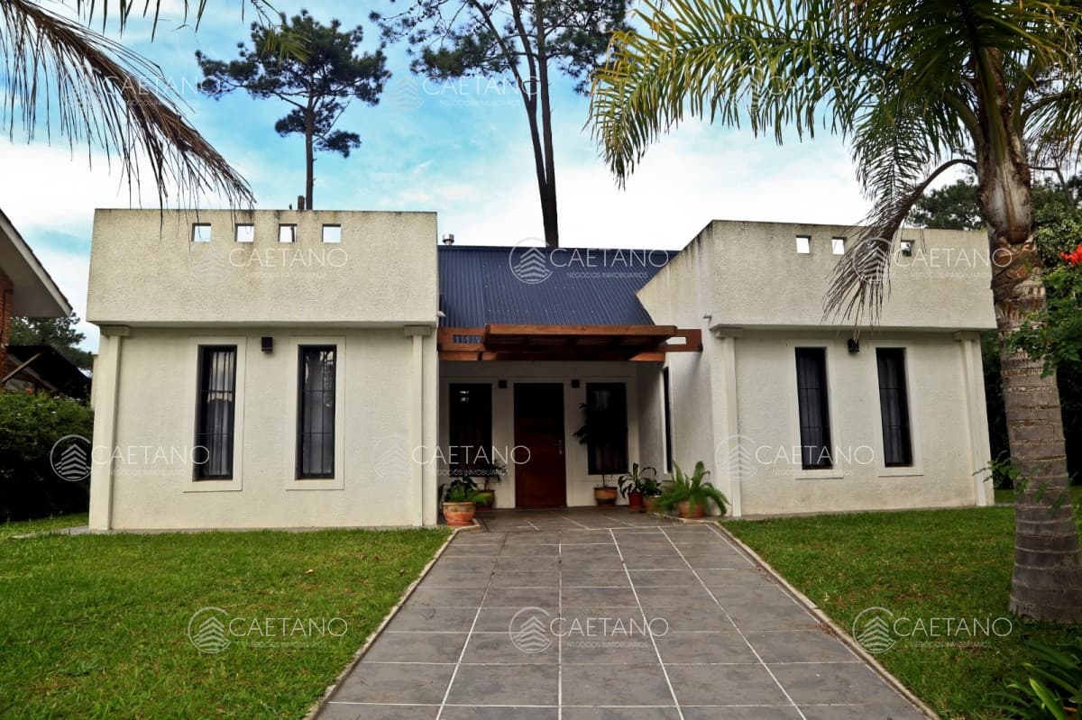 Venta Casa Pinares Punta del Este — foto 2