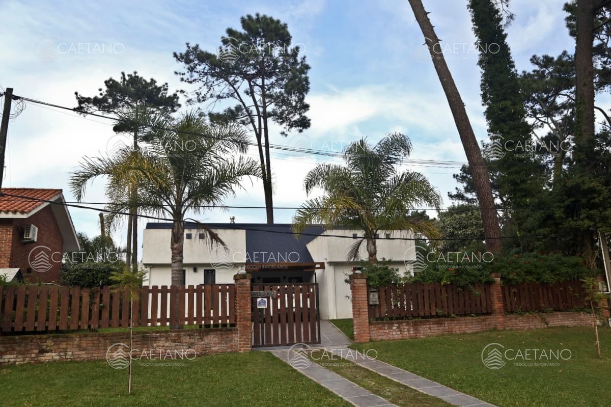 Venta Casa Pinares Punta del Este