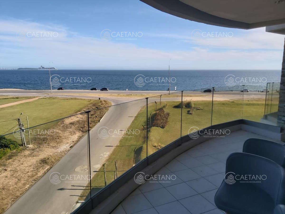 Hermoso Pent House en Alquiler Anual Mansa Frente al Mar