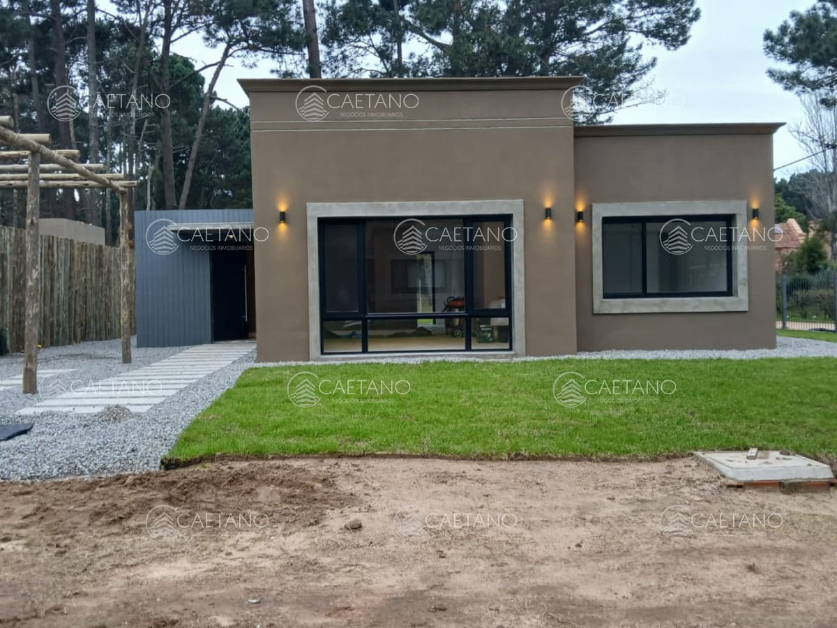 Casa a estrenar en Parque Burnett U$S 325.000 — foto 2