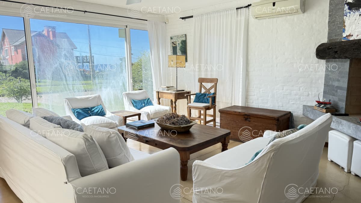 Hermosa casa en Montoya con vista al mar — foto 3