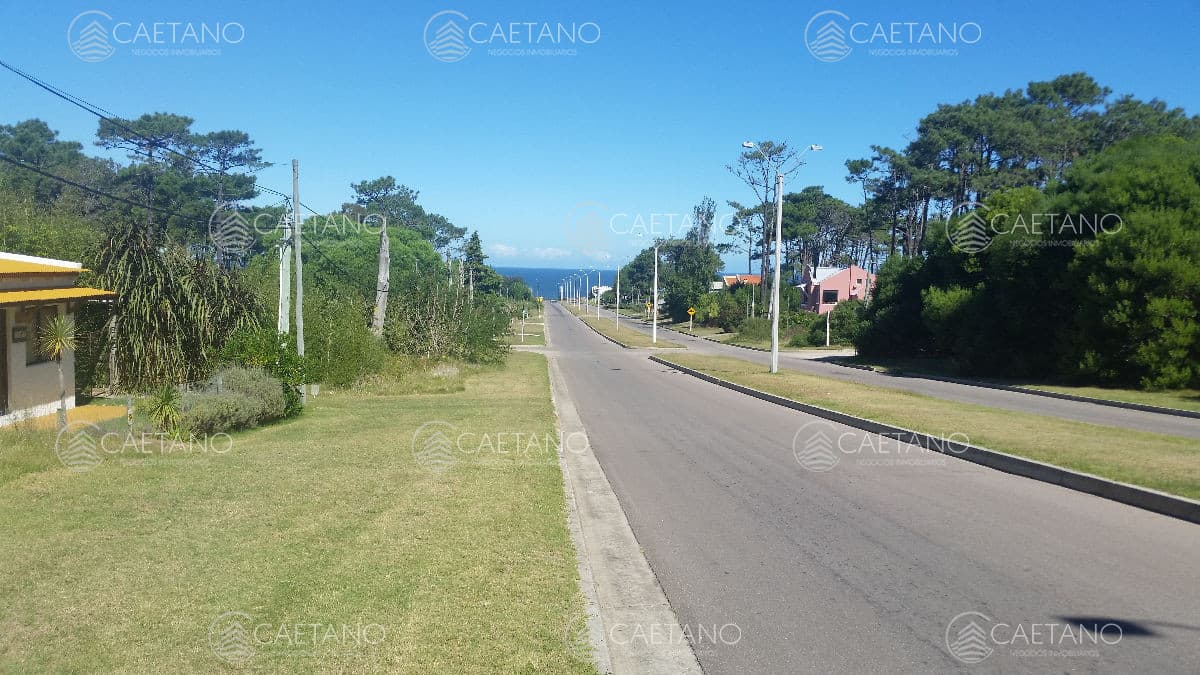 Terreno en Montoya La Barra, sobre Av. jaureguiberry a 450mts del mar, 504m2 — foto 3
