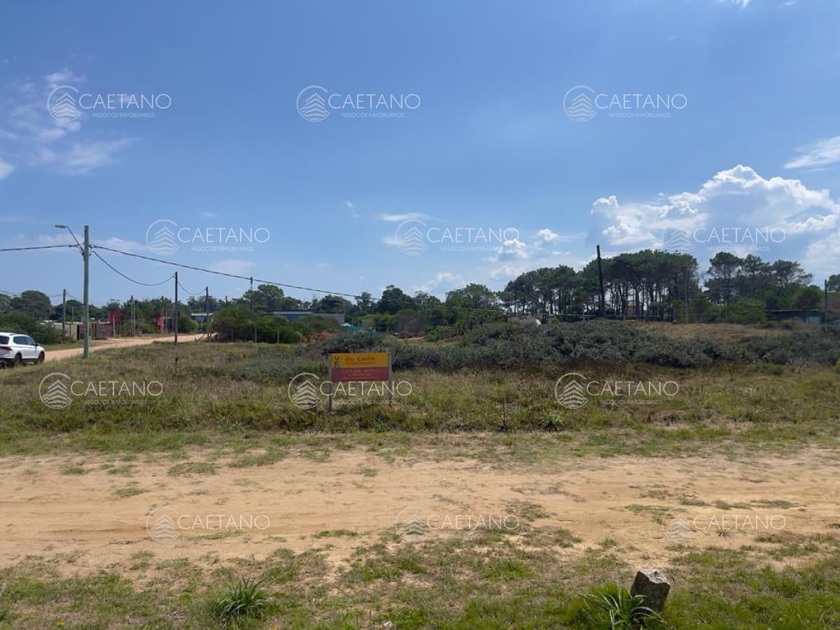 Terreno en venta en Manantiales — foto 2