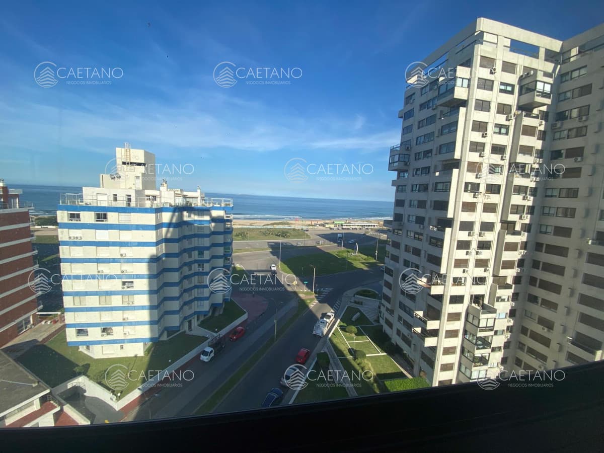 Apartamento de 4 dormitorios a la venta - Punta del Este — foto 3