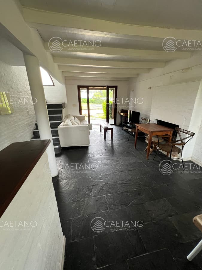 venta de casa en barrio privado dos dormitorios pinares — foto 3