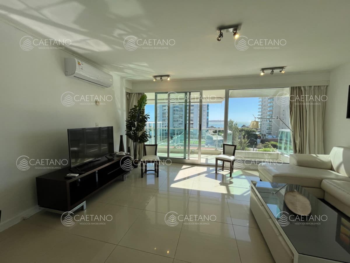 ALQUILER APARTAMENTO ANUAL 3 DORMITORIOS EN SUITE PLAYA MANSA — foto 3