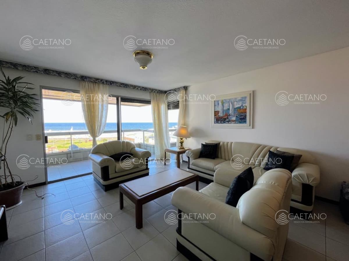 APARTAMENTO 3 DORMITORIOS Y DEPENDENCIA PRIMERA LINEA MANSA — foto 2