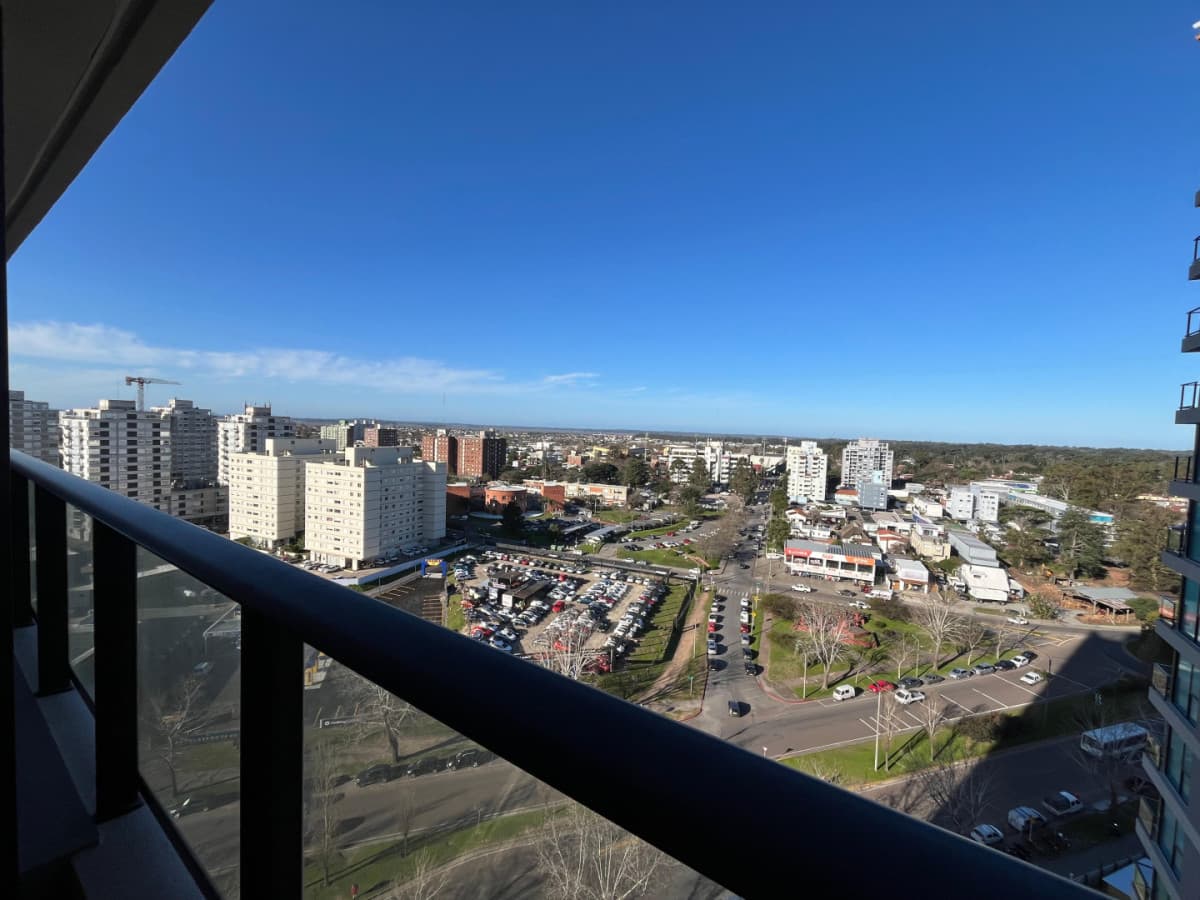 ALQUILER ANUALAPARTAMENTO DE 1 DORMITORIO ROOSEVELT