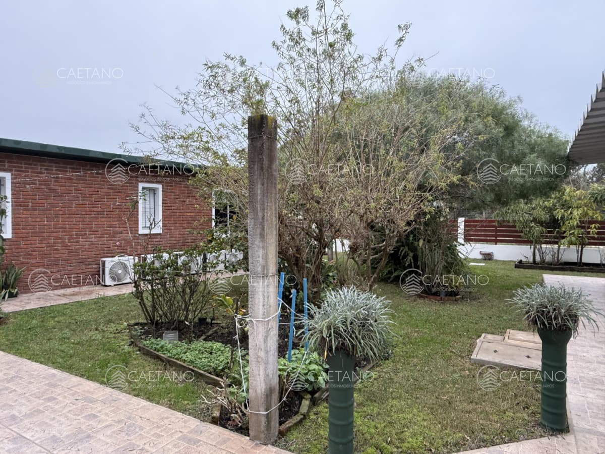 Casa de 3 dormitorios a la venta en Pinares - Playa Mansa — foto 3