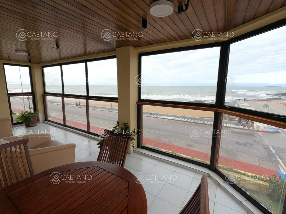 Apartamento en península con excelente vista