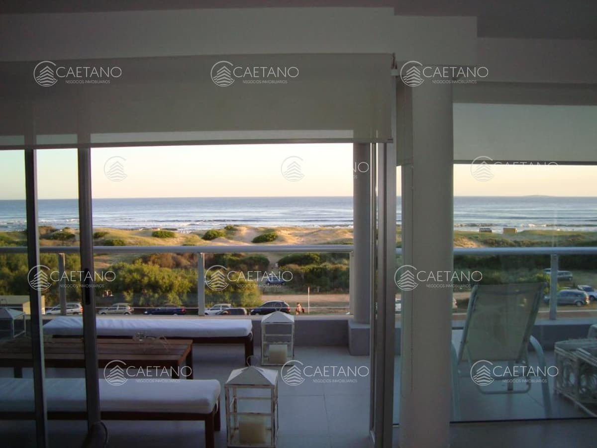Apartamento en Venta y Alquiler, Brava, Punta del Este, 2 Dormitorios. — foto 2