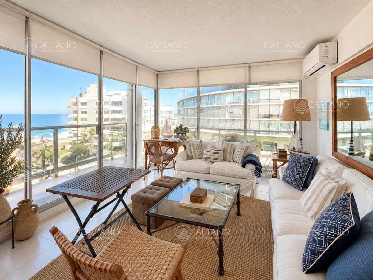Apartamento en Peninsula, alquiler 2 dormitorios con vista