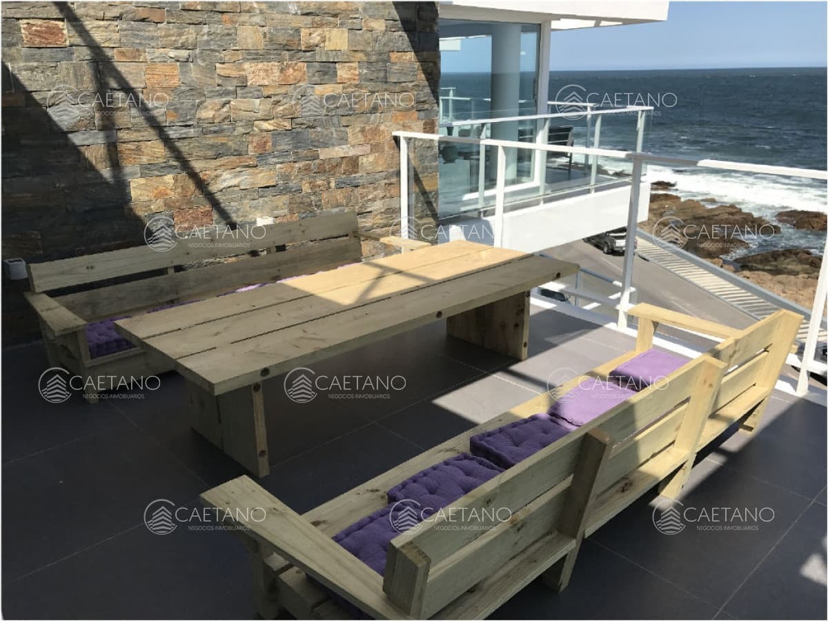 Apartamento en Venta Edificio Bonaire, Peninsula, Punta del Este, 3 Dormitorios.