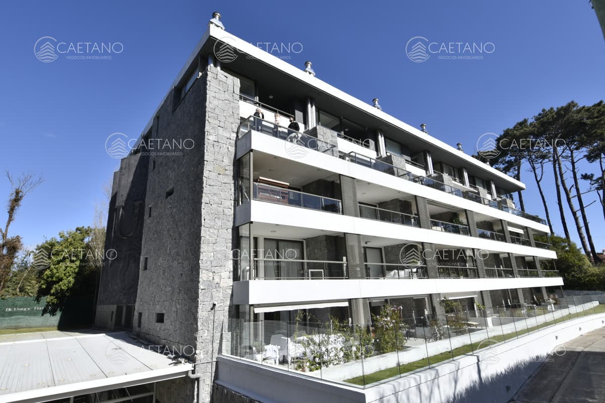 UNIQUE VENTA DE APARTAMENTO DE 1 DORMITORIO PUNTA DEL ESTE — foto 3