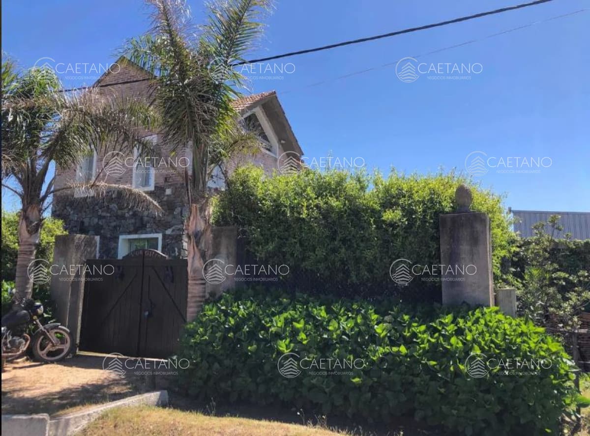 Casa en alquiler en Manantiales