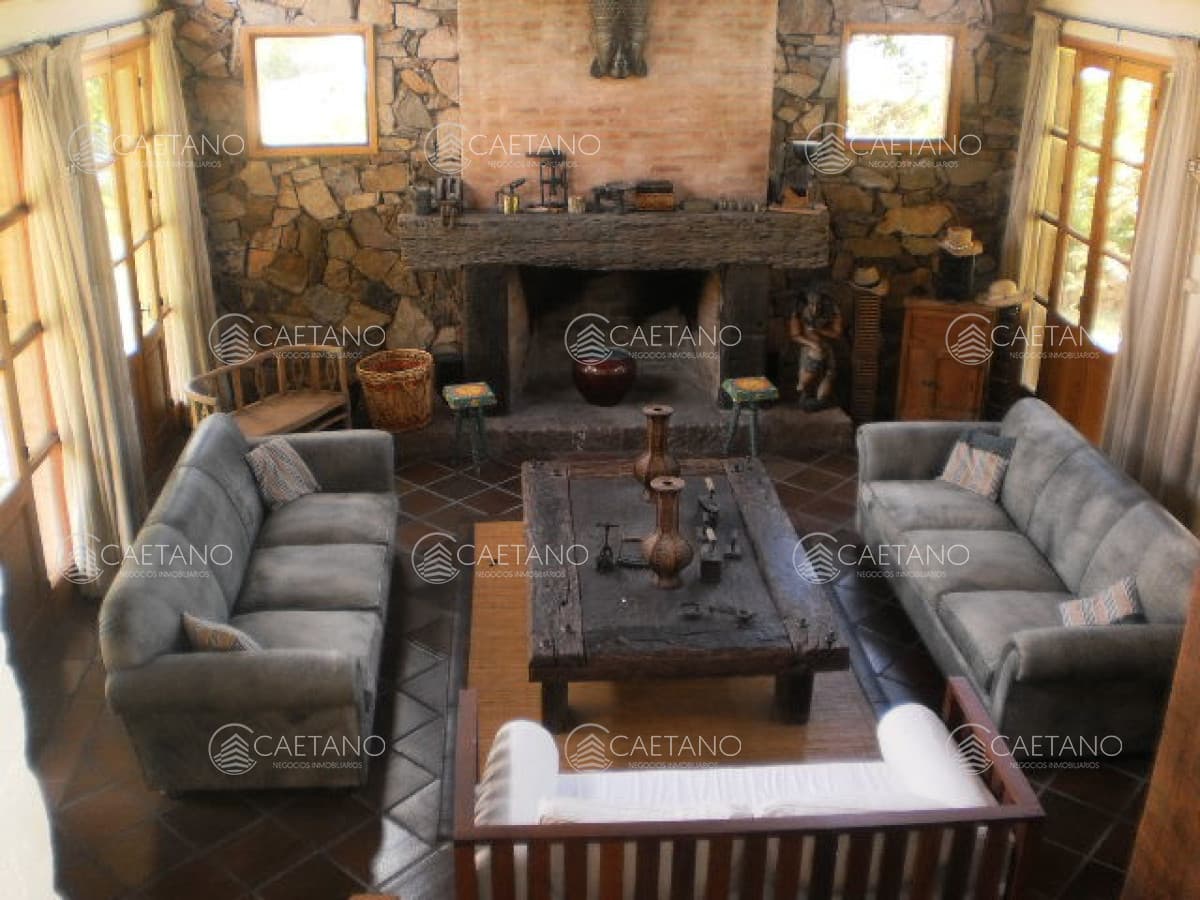 Oportunidad Solida Casa en Pinares, 3 dormitorios, Punta del este — foto 3