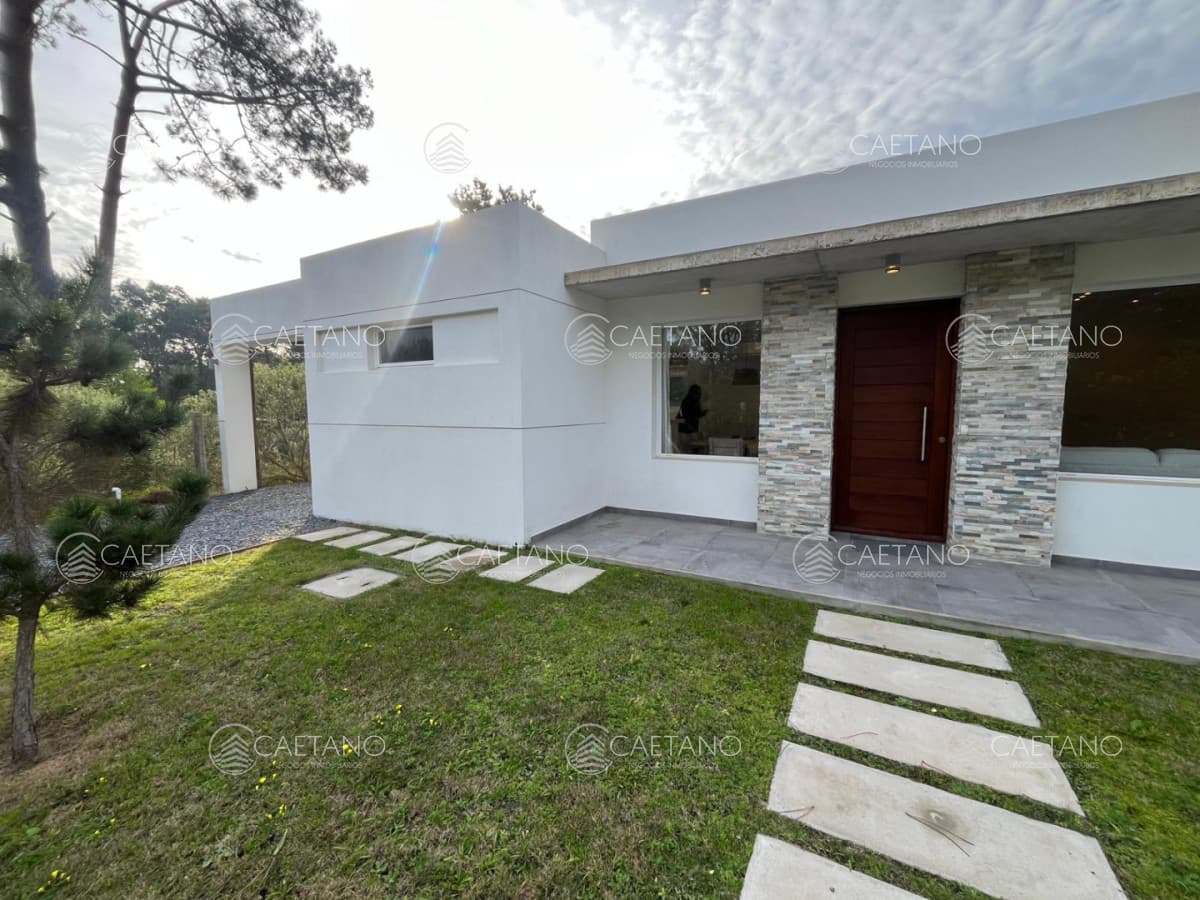 Casa en La Barra: Comodidad y Estilo — foto 2