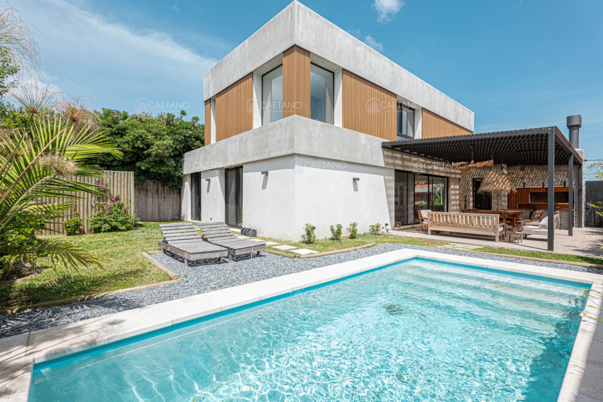 CASA EN MANANTIALES — foto 2