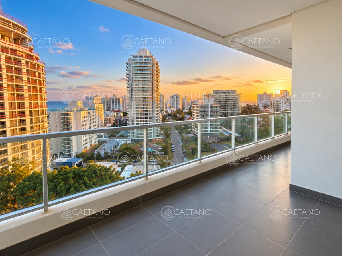 Alquiler apartamento dos dormitorios punta del este playa brava edificio wind tower — foto 2
