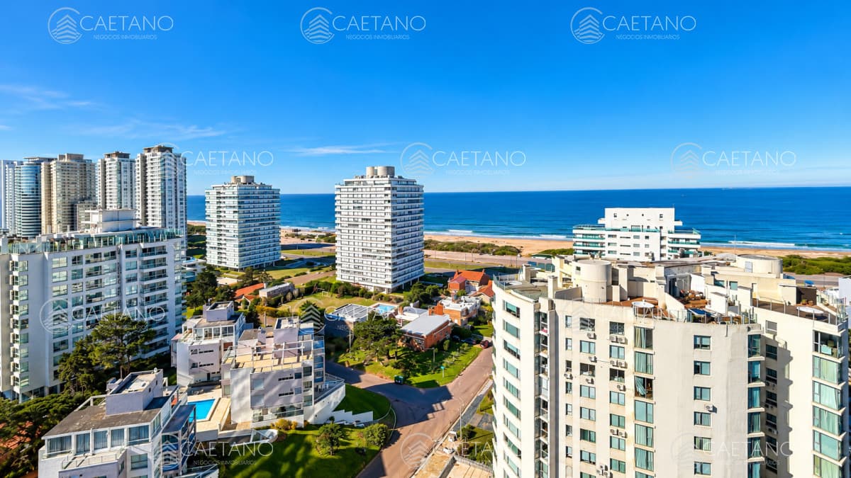 Apartamento en alquiler temporario  3 dormitorios