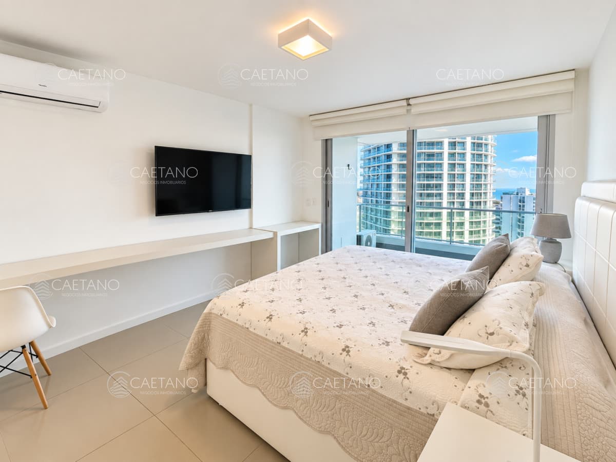 Alquiler apartamento dos dormitorios punta del este playa brava edificio wind tower — foto 3