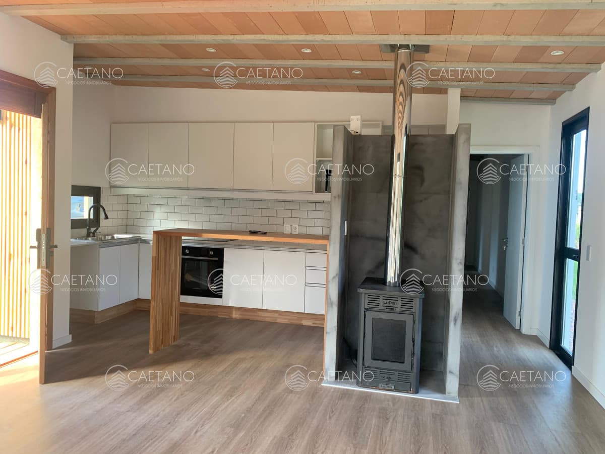 VENTA CASA A ESTRENAR CLUB DEL LAGO.