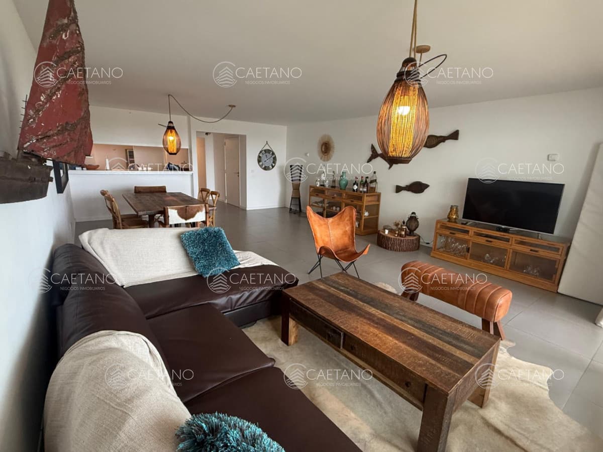 Alquiler Apartamento 2 dormitorios Playa Brava — foto 2