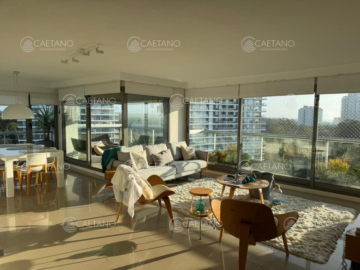 Venta apartamento 3 dormitorios. Playa brava, Punta del Este — foto 2