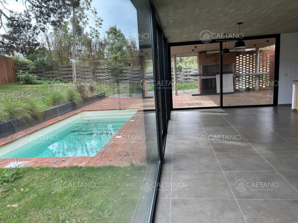 Venta Casa a estrenar en Punta Colorada — foto 2