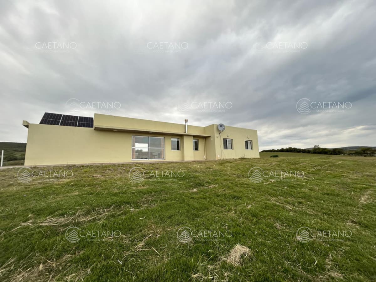 Venta chraca en Pueblo Eden 5 Hectareas a estrenar