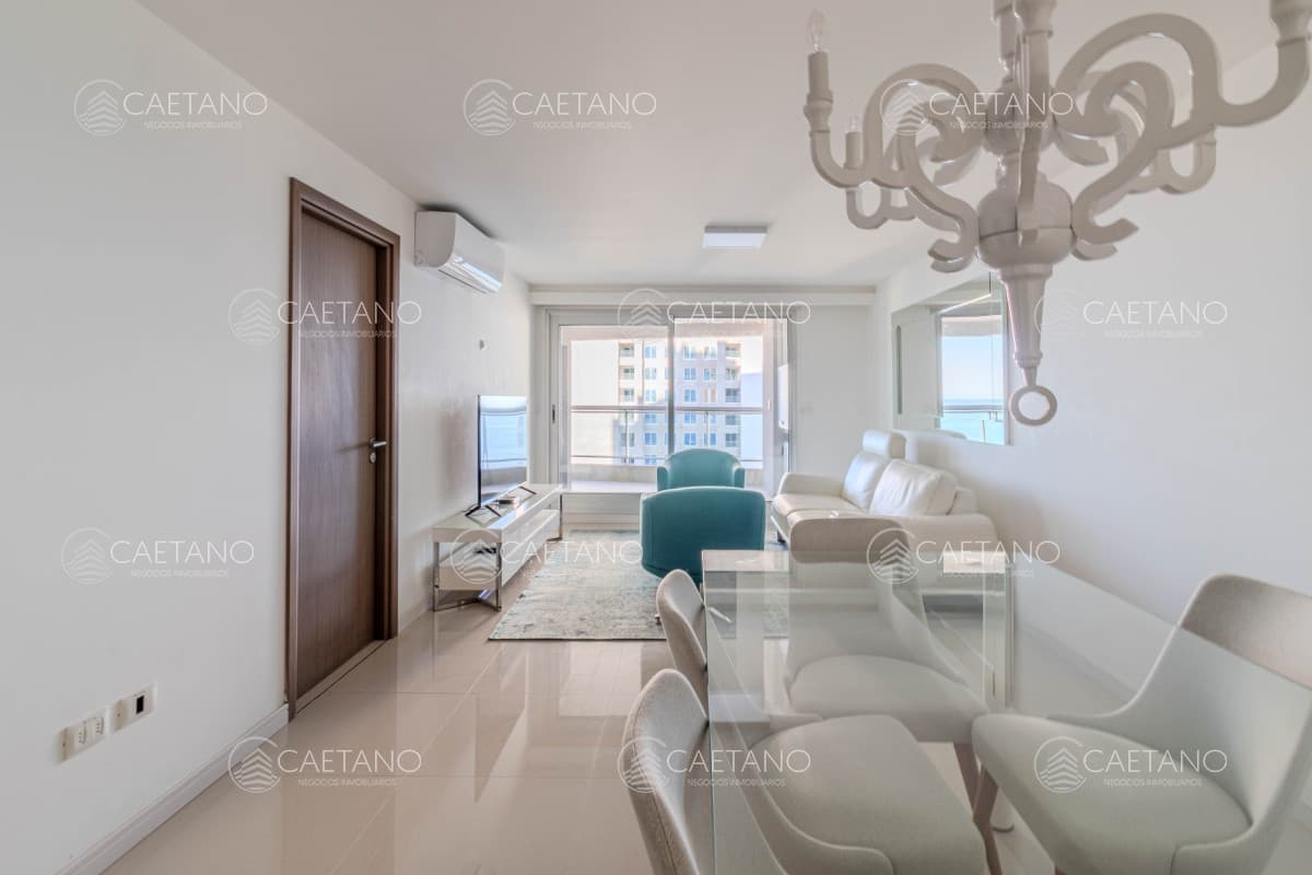 Venta apartamento 3 dormitorios. Playa brava, Punta del Este. — foto 2