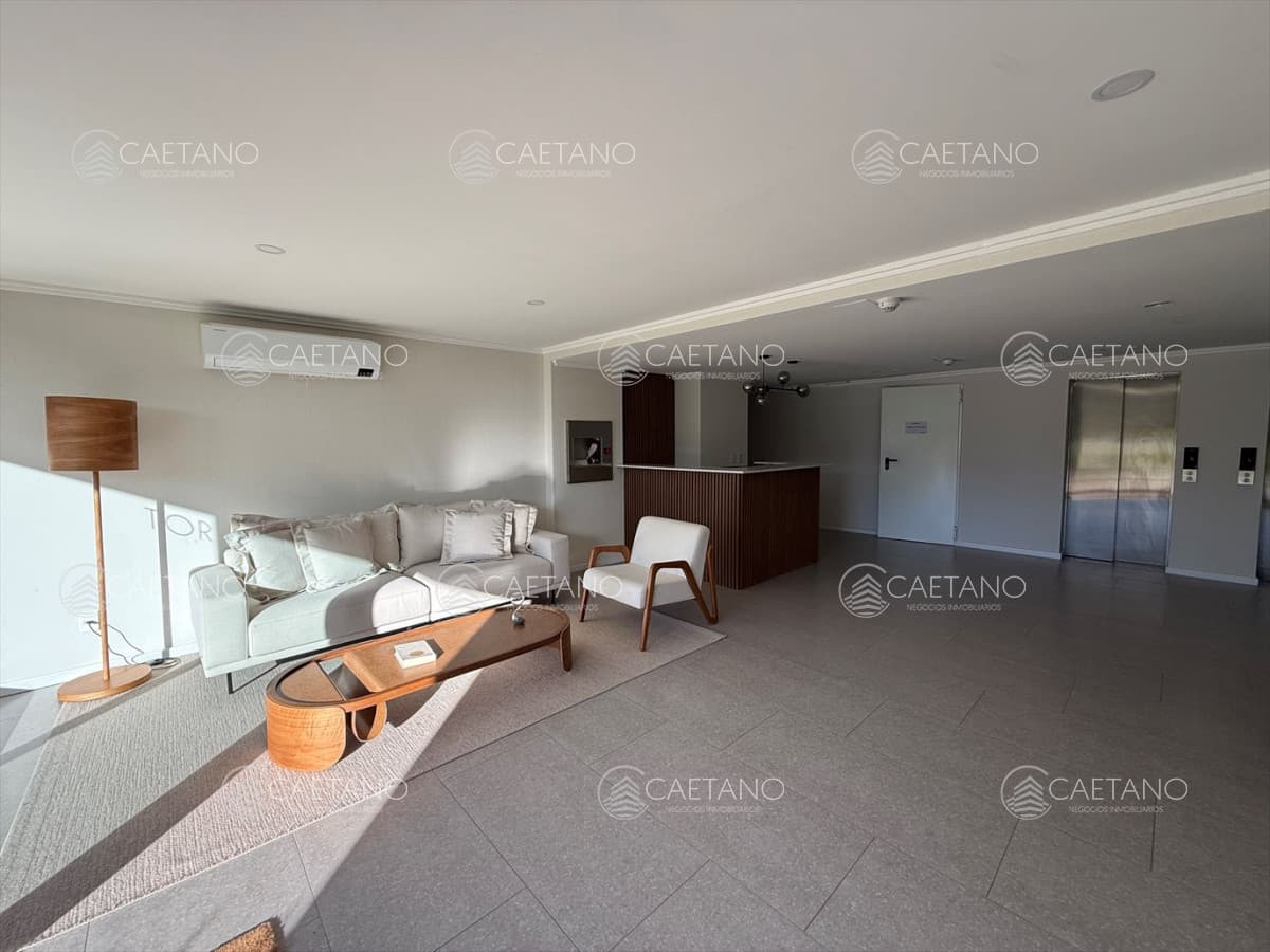 Alquiler anual apartamento 2 dormitorios frente al mar — foto 3