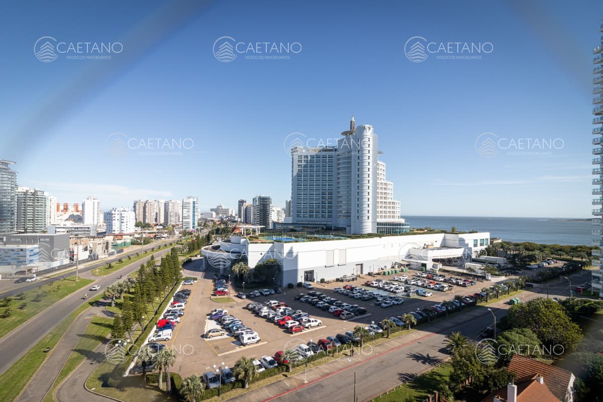 Apartamento 3 Dormitorios en Playa Mansa