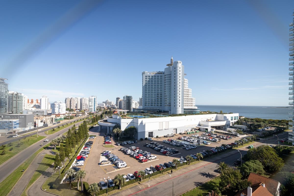 Apartamento 3 Dormitorios en Playa Mansa