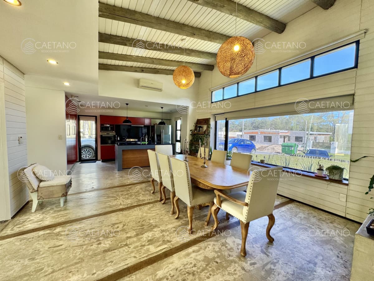 Casa de 3 dormitorios en alquiler y venta — foto 3