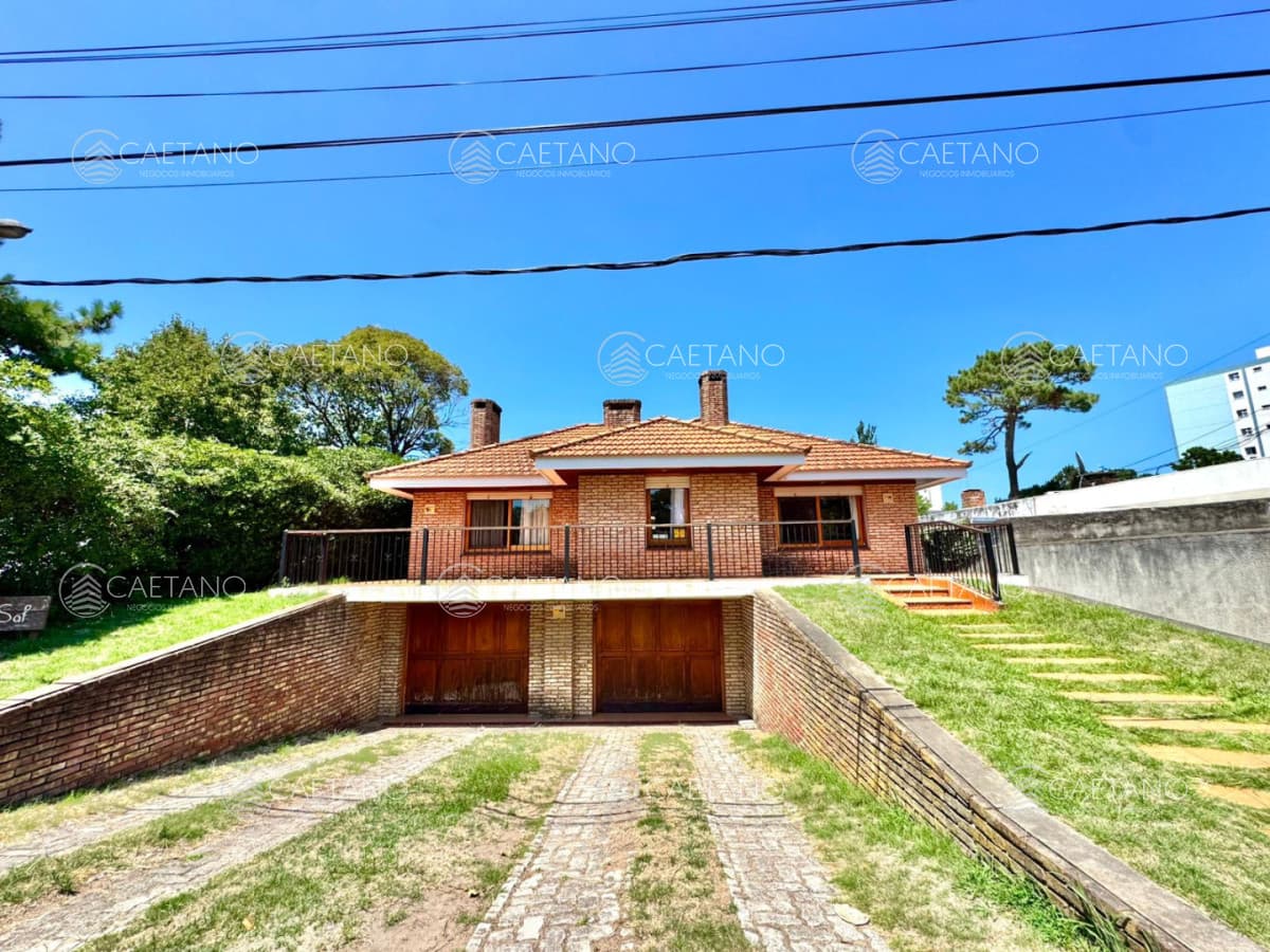 Casa de 3 dormitorios mas dep. en alquiler anual — foto 3