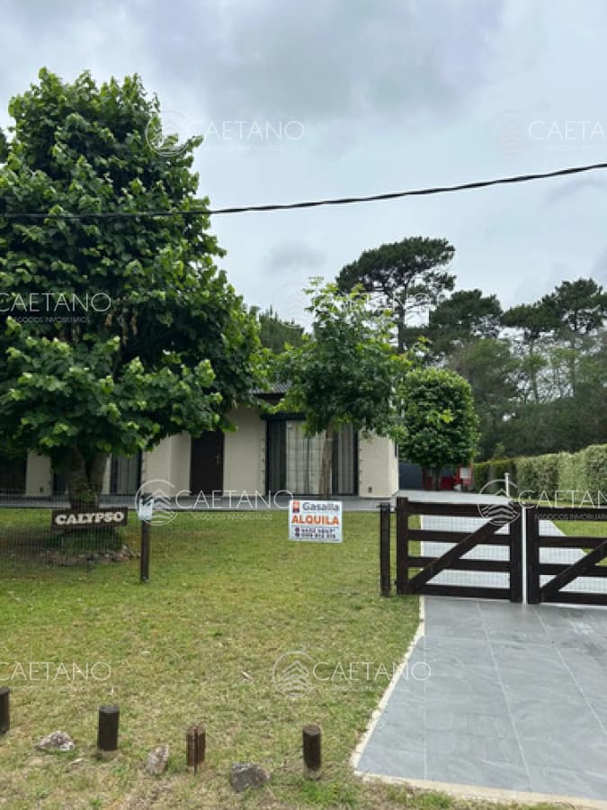 Casa de 2 dormitorios en Barrio Country, Piriápolis — foto 2