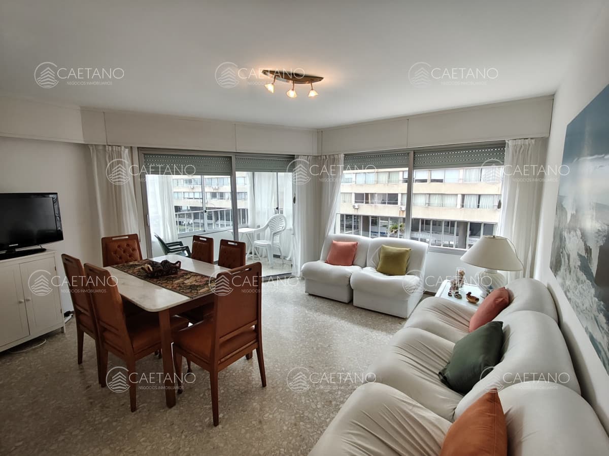 Venta apartamento 2 dormitorios. Península, Punta del Este. — foto 2