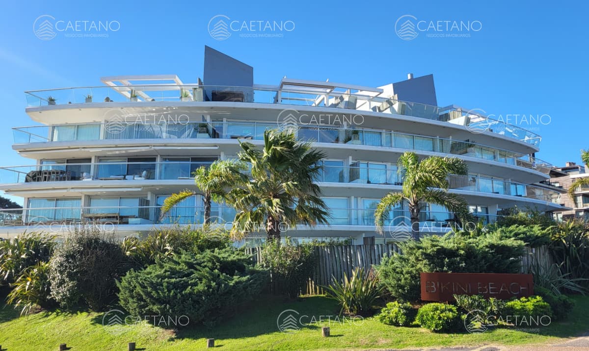 ESPECTACULAR APARTAMENTO CON VISTA AL MAR - RUTA 10 MANANTIALES PUNTA DEL ESTE