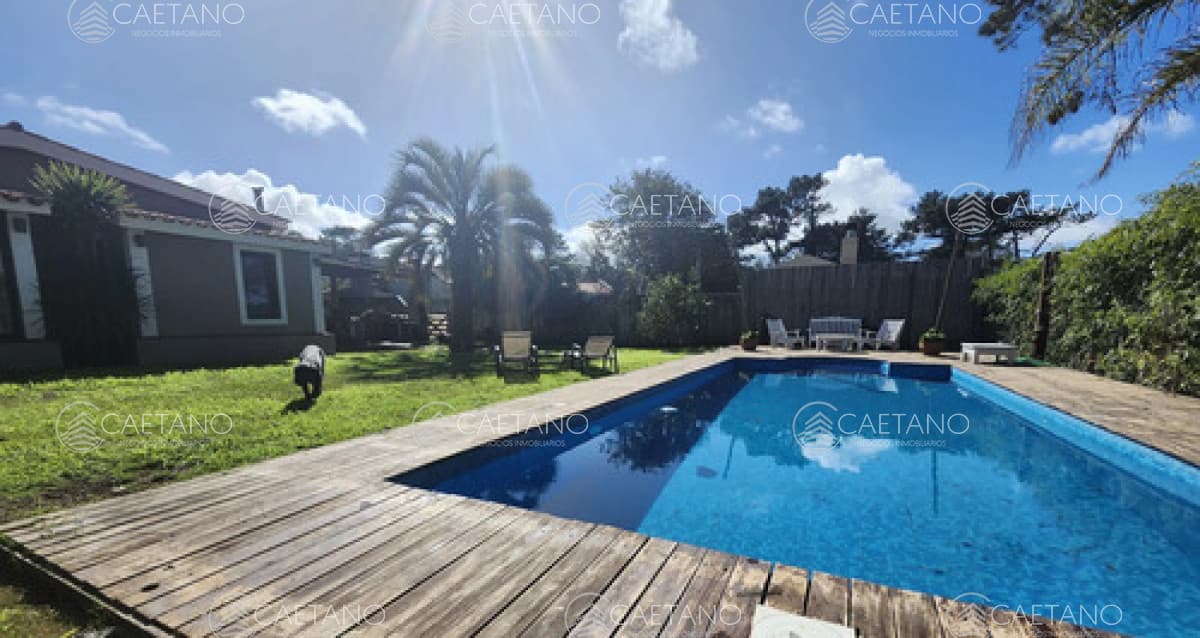 Casa En Punta Del Este A 1 Cuadras De La Playa. — foto 3