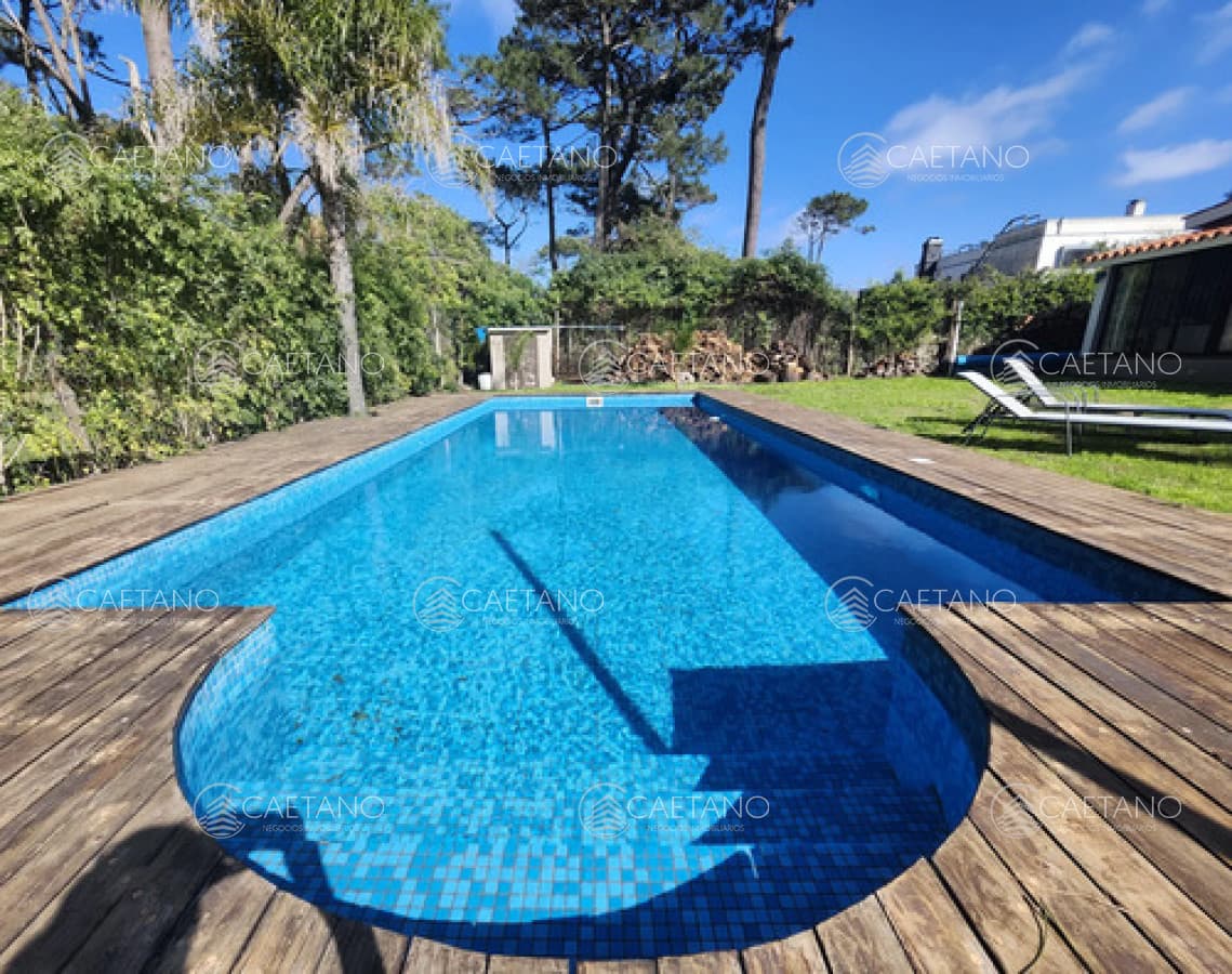 Casa En Punta Del Este A 1 Cuadras De La Playa. — foto 2