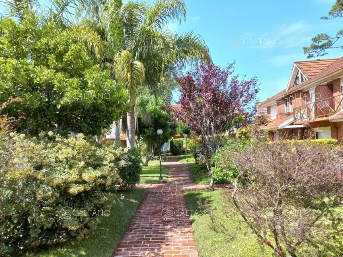 VENTA CASA EN COMPLEJO CON PISCINA PUNTA DEL ESTE — foto 3