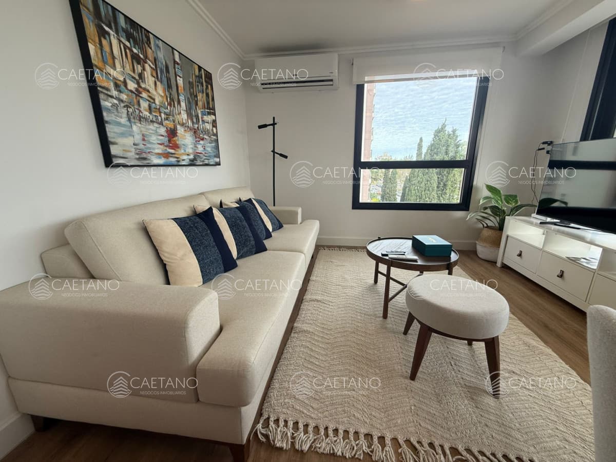 Apartamento de 2 dormitorios alquiler anual con amenities en Punta del este — foto 3