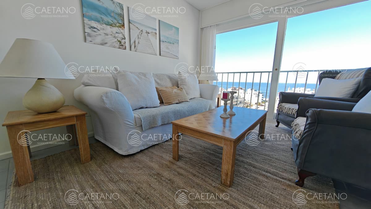 Alquiler anual departamento de 2 dormitorios en Punta del este con vista al mar — foto 2