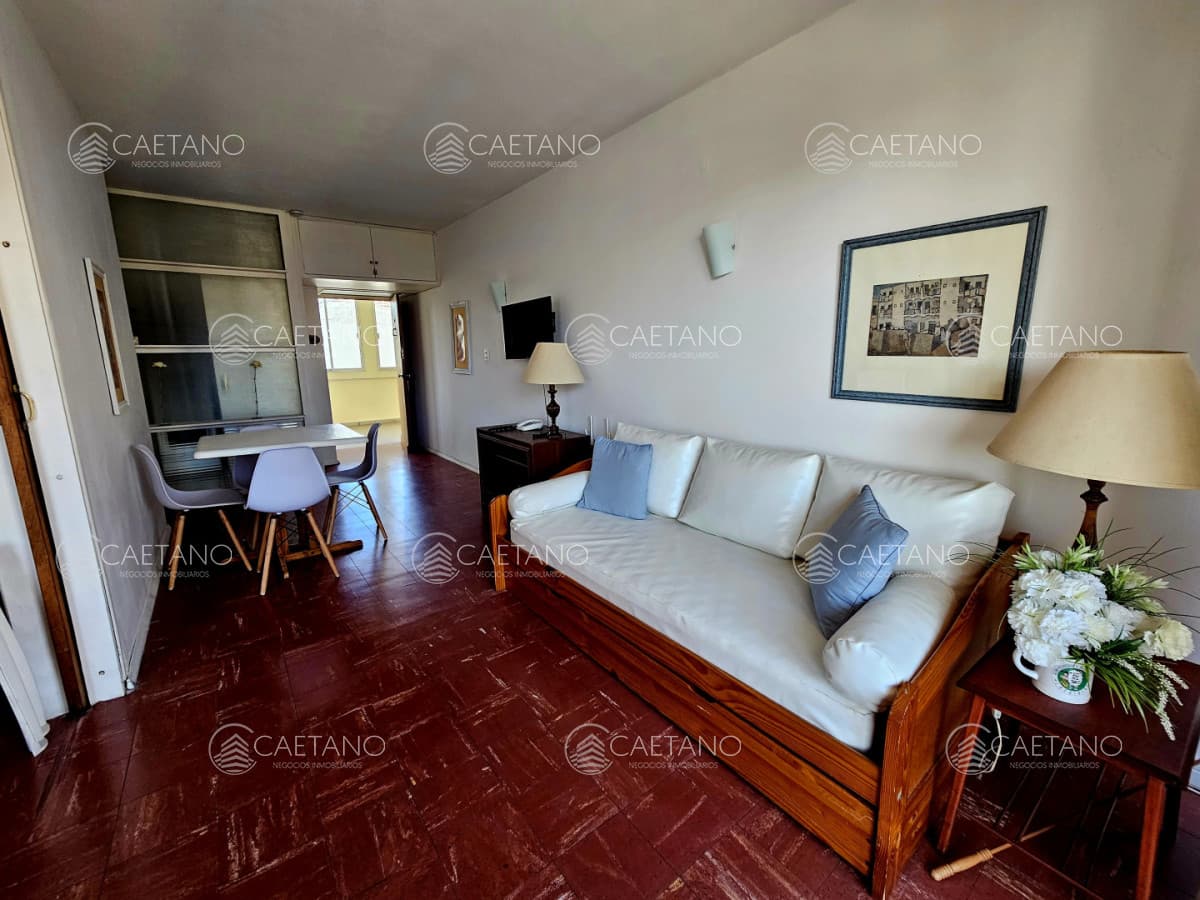 SE VENDE APARTAMENTO DE UN DORMITORIO CON BALCON EN LA PENINSULA DE PUNTA DLE ESTE — foto 3