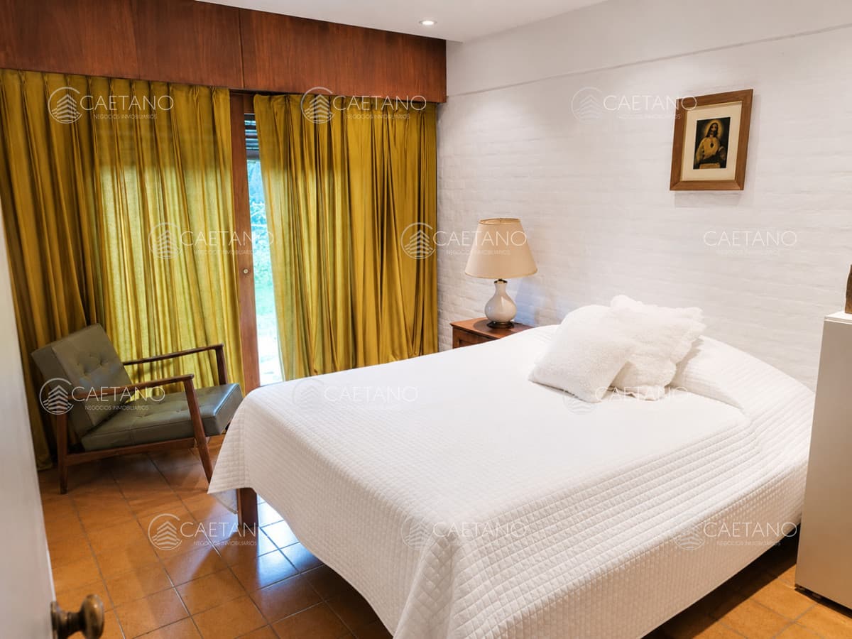 Casa en venta sobre Av Cordoba posible proyecto clinica o academia — foto 3